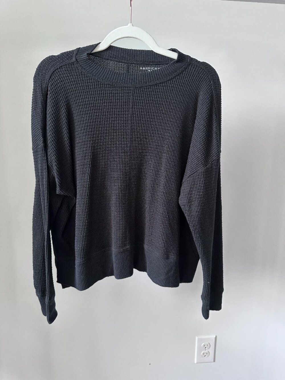 American Eagle AE Long Sleeve Plush Crew Neck Top True Black Size Small